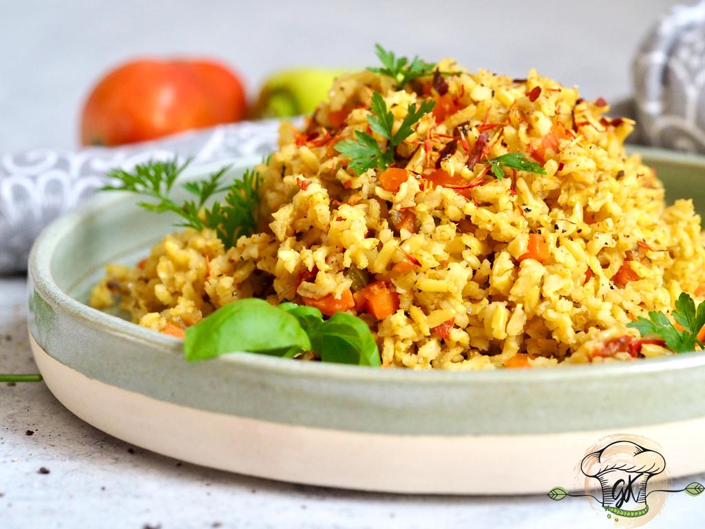 Fűszeres-zöldséges barna rizs